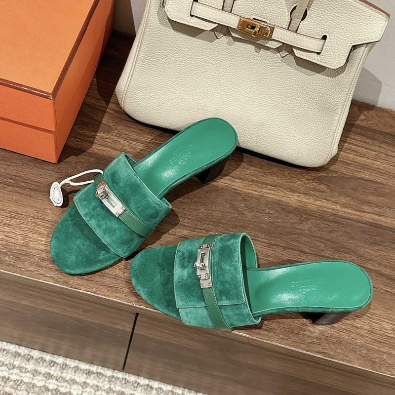 H**mes gigi 50 sandals green