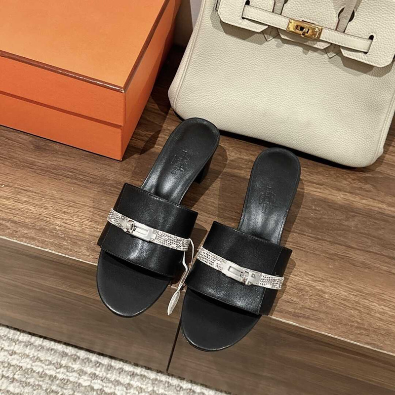 H**mes gigi 50 sandals black and silver