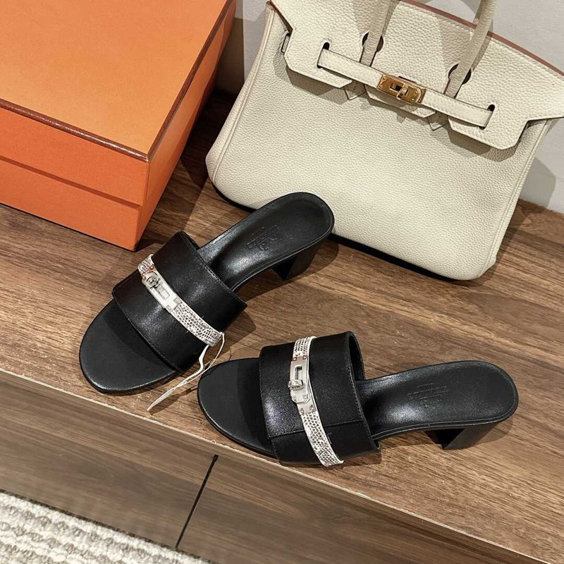 H**mes gigi 50 sandals black and silver