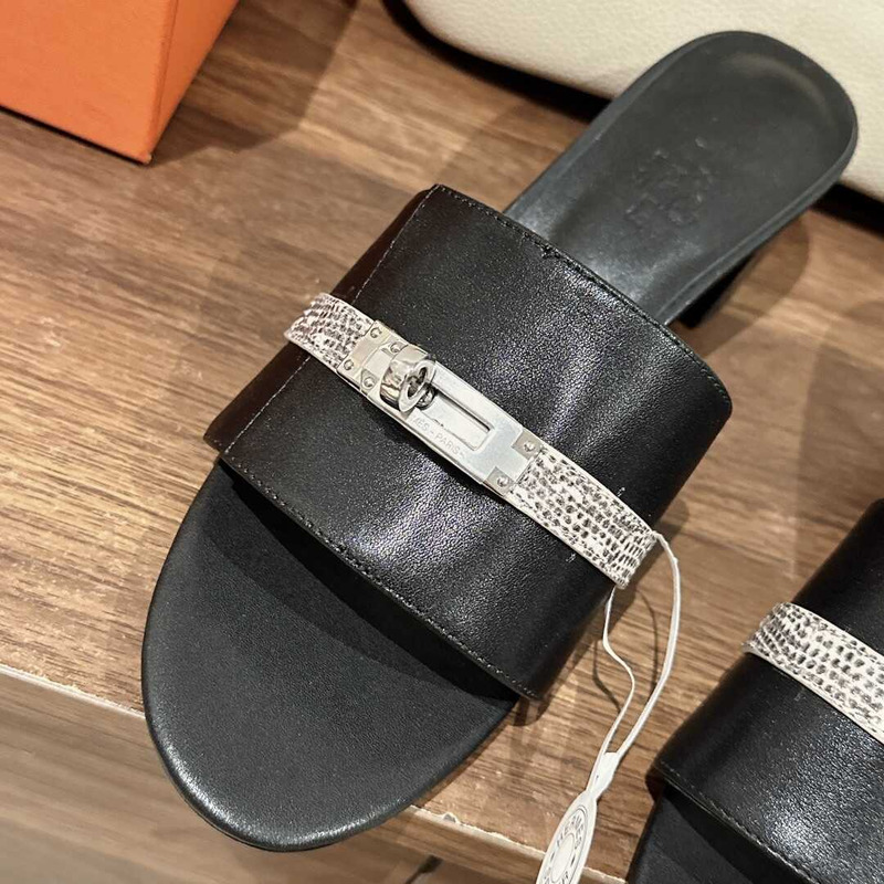 H**mes gigi 50 sandals black and silver