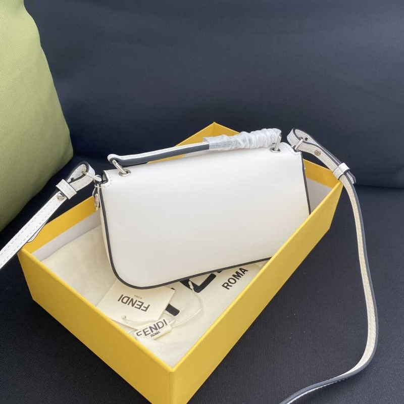 F**di by marc jacobs baguette phone pouch nappa leather pouch white