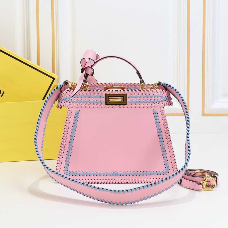 F**di peekaboo iseeu small bag leather pink