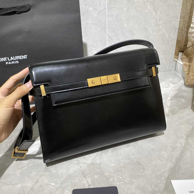 Saint Laurent Manhattan Leather Shoulder Bag Black