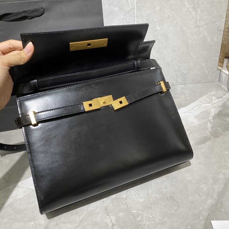 Saint Laurent Manhattan Leather Shoulder Bag Black