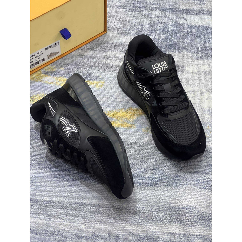 l**is V*t*n run away sneakers black