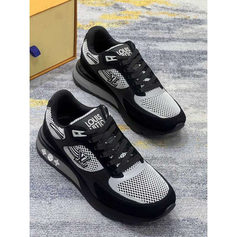 l**is V*t*n run away sneakers black