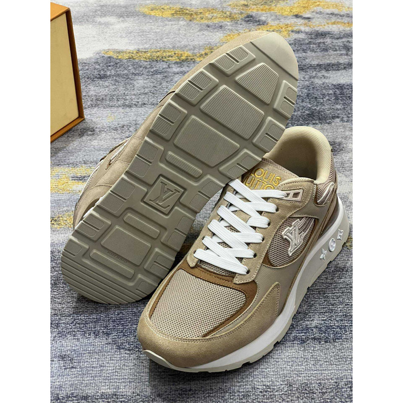 l**is V*t*n run away sneakers beige