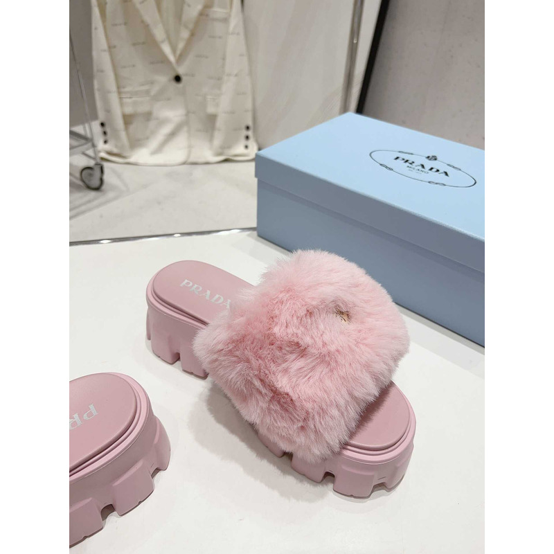 Pra*a shearing slides pink