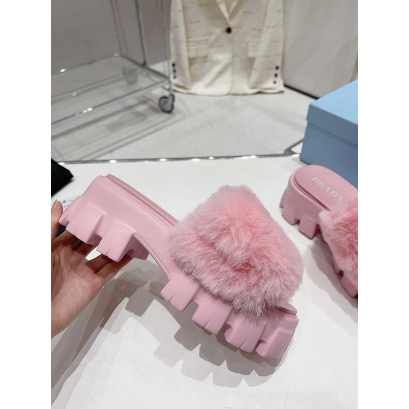 Pra*a shearing slides pink