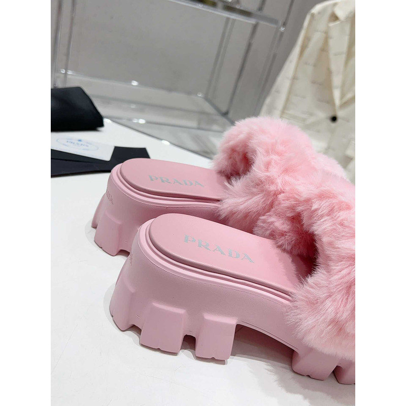 Pra*a shearing slides pink