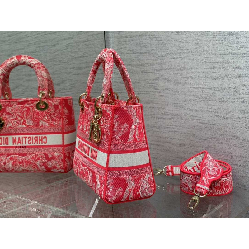 D*or medium lady d-lite bag embroidery pink