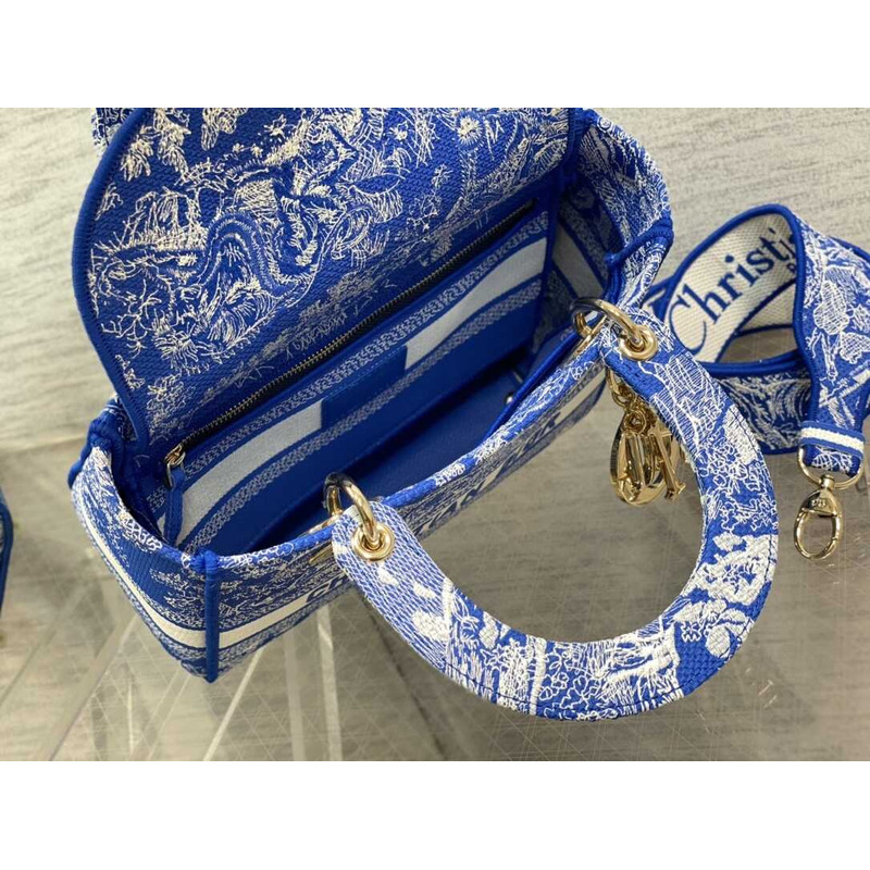 D*or  medium lady d-lite bag embroidery blue and white