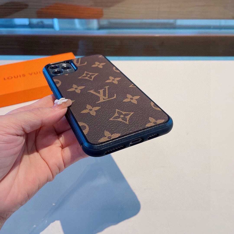 l**is V*t*n lv phone case