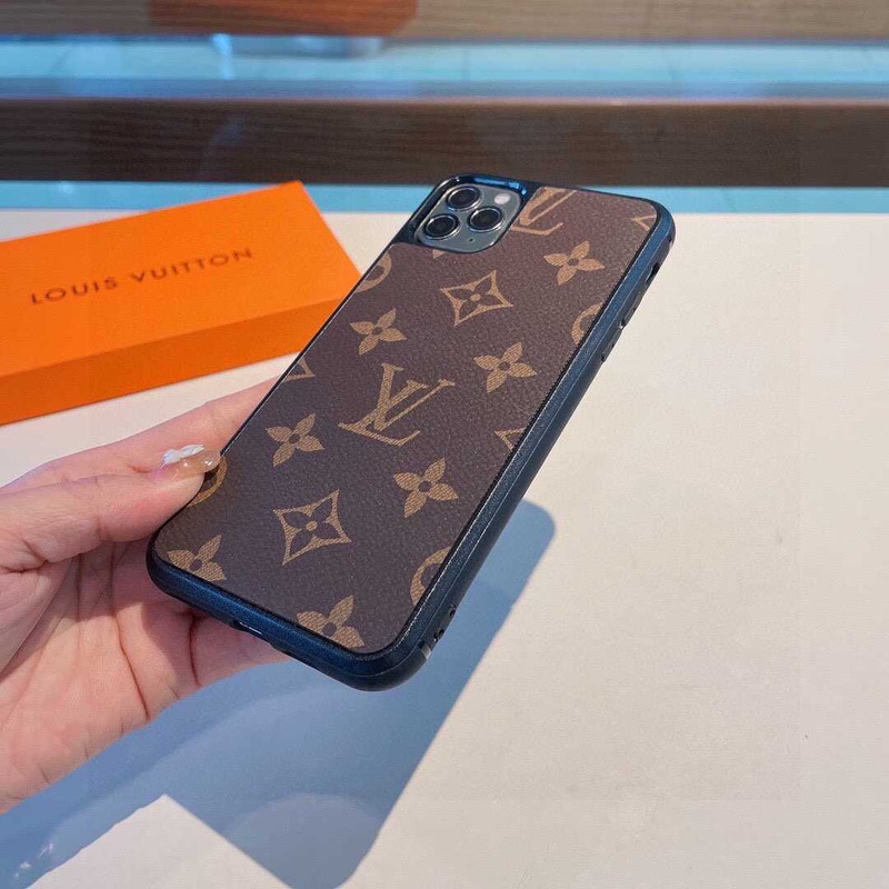 l**is V*t*n lv phone case