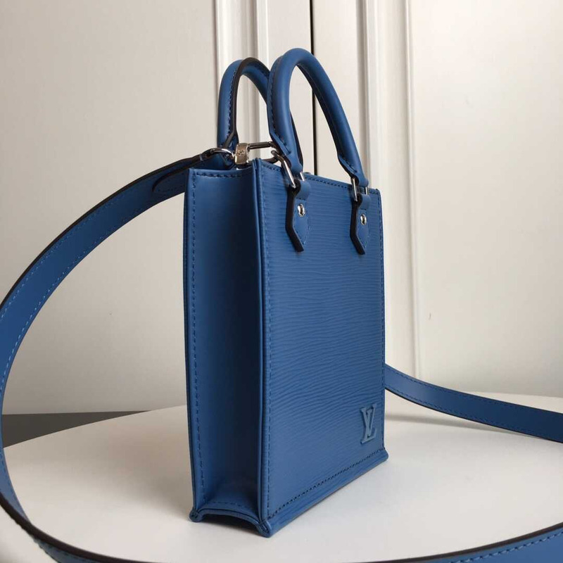 l**is V*t*n petit sac plat epi leather blue