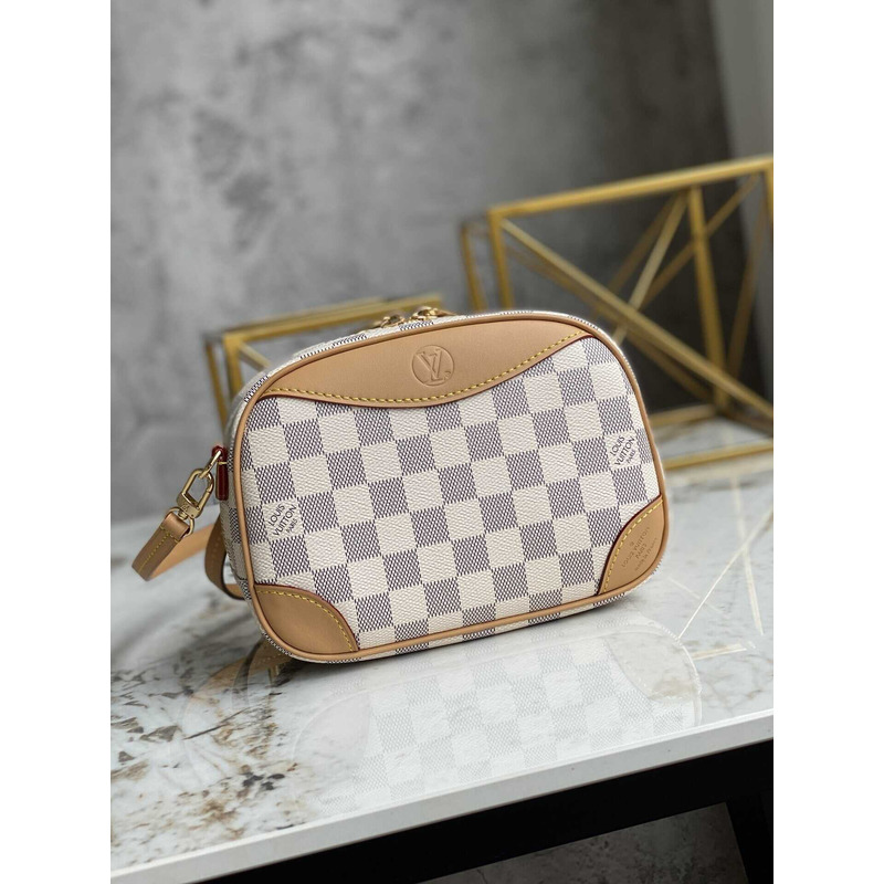 l**is V*t*n deauville mini damier azur