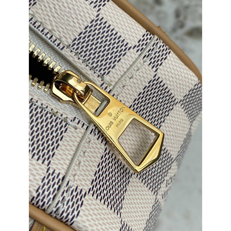 l**is V*t*n deauville mini damier azur