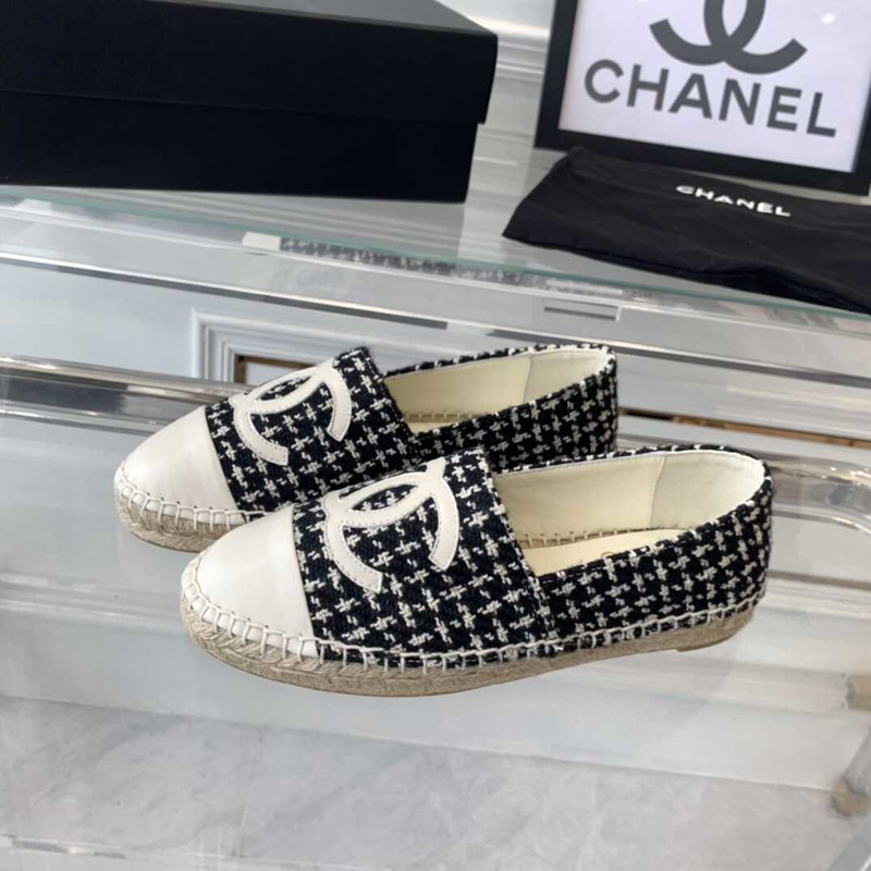 Ch*el flat espadrilles tweed,lambskin,patent calfskin black and white