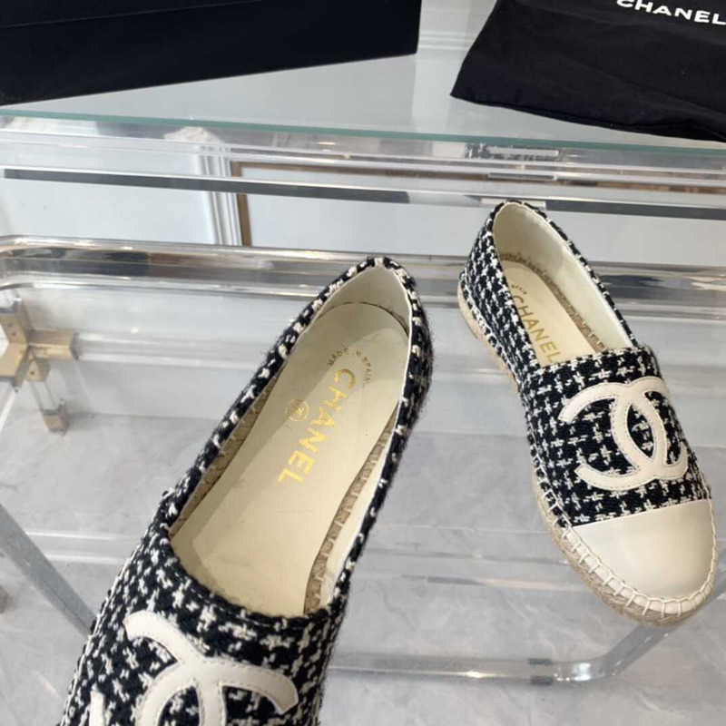 Ch*el flat espadrilles tweed,lambskin,patent calfskin black and white