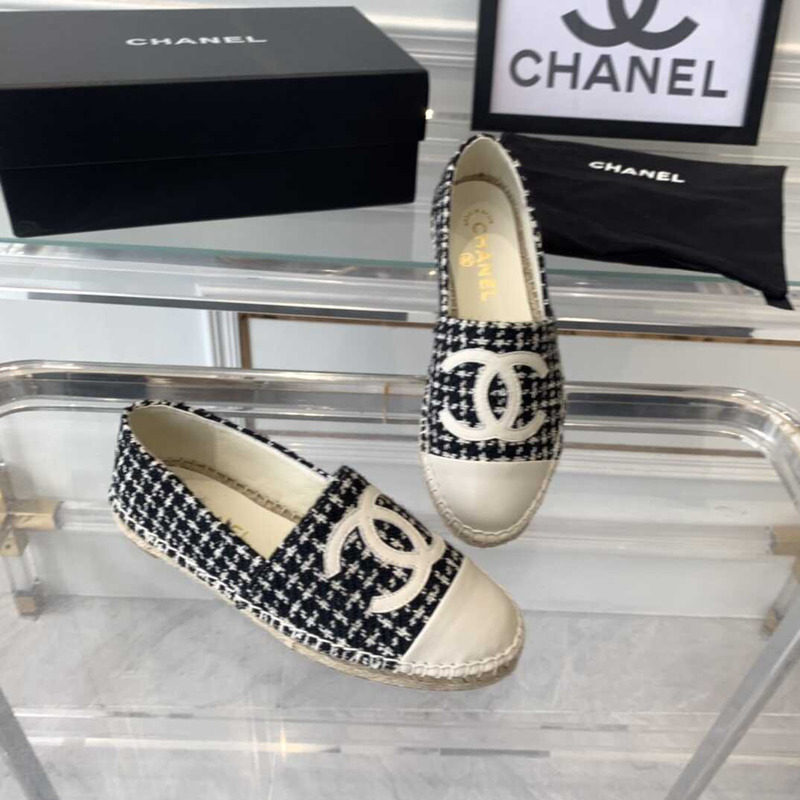 Ch*el flat espadrilles tweed,lambskin,patent calfskin black and white