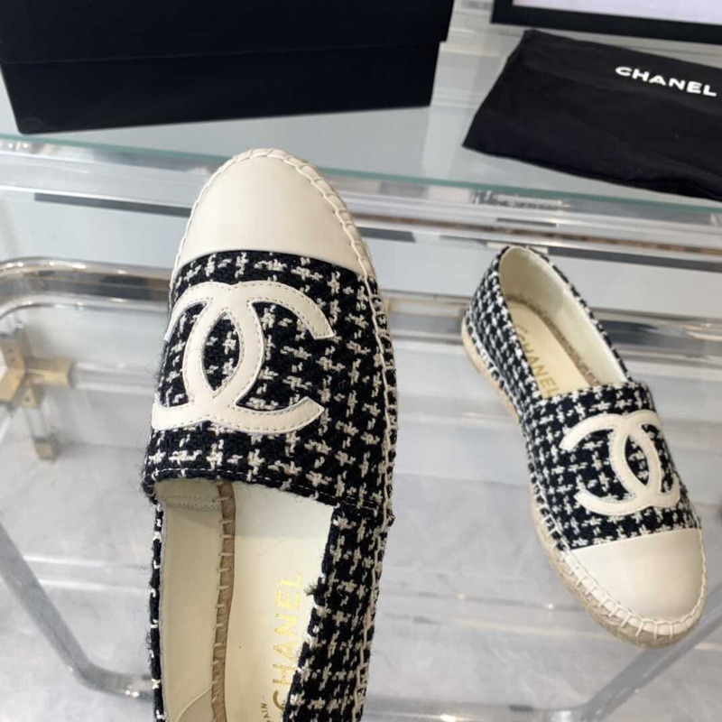 Ch*el flat espadrilles tweed,lambskin,patent calfskin black and white