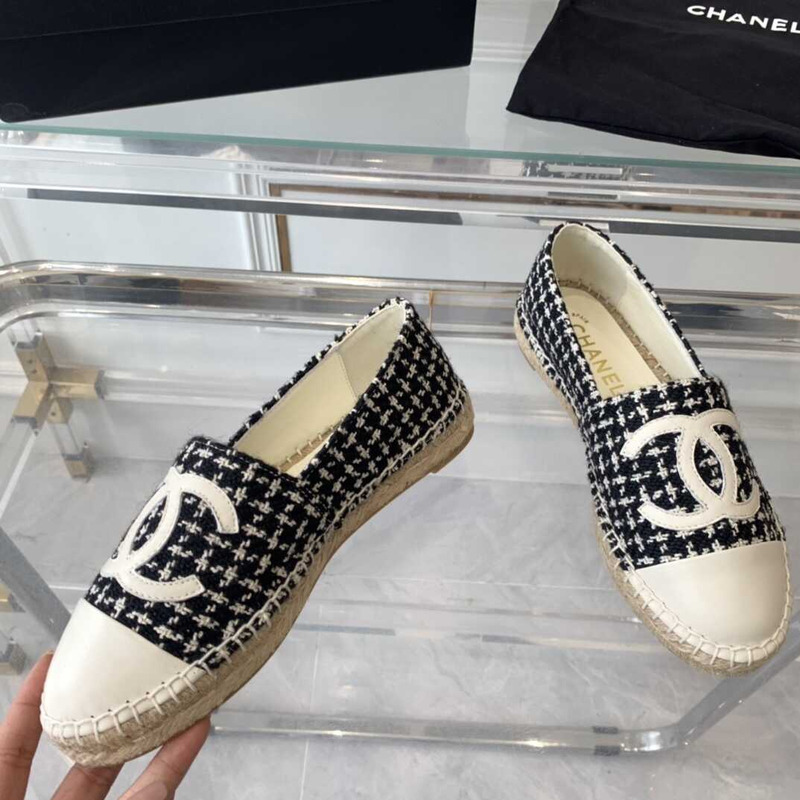 Ch*el flat espadrilles tweed,lambskin,patent calfskin black and white