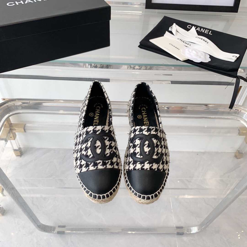 Ch*el flat espadrilles tweed,lambskin,patent calfskin black and white