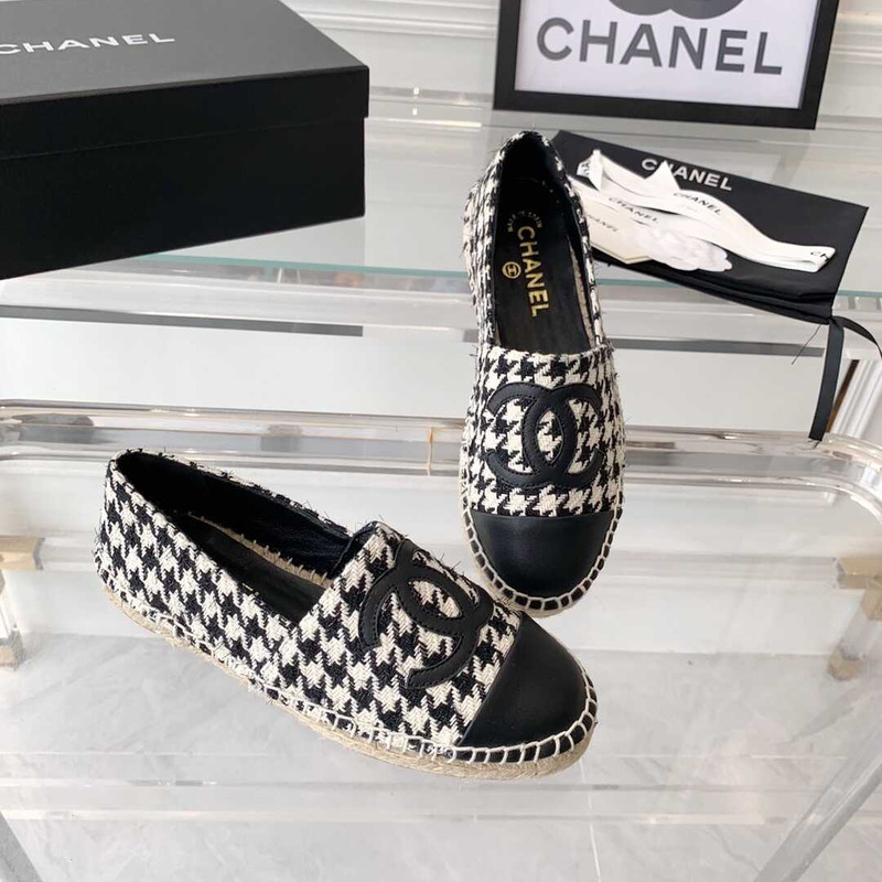 Ch*el flat espadrilles tweed,lambskin,patent calfskin black and white