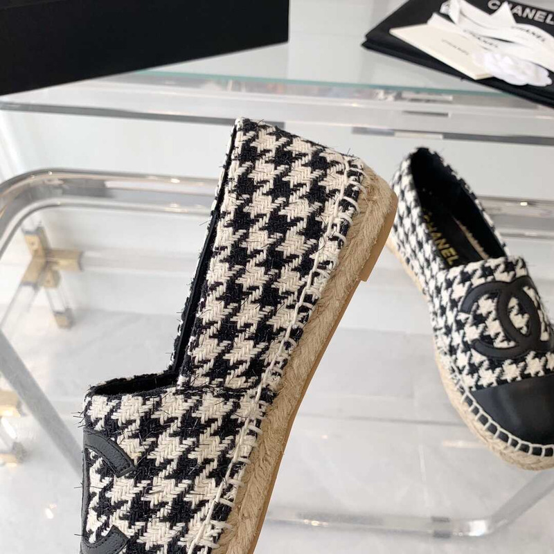 Ch*el flat espadrilles tweed,lambskin,patent calfskin black and white