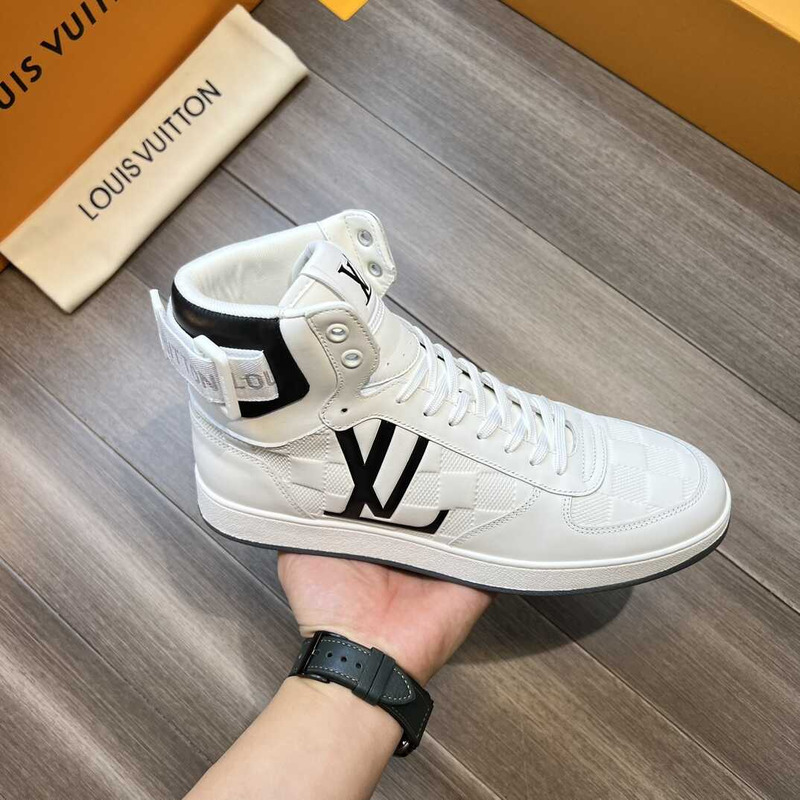 l**is V*t*n high-top sneakers white and black