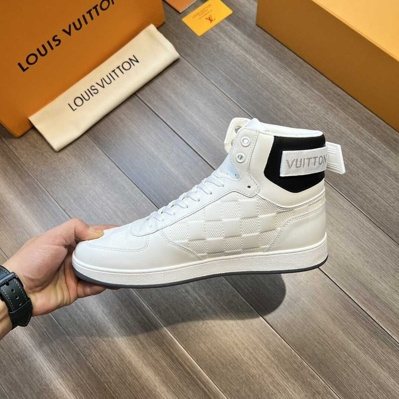 l**is V*t*n high-top sneakers white and black