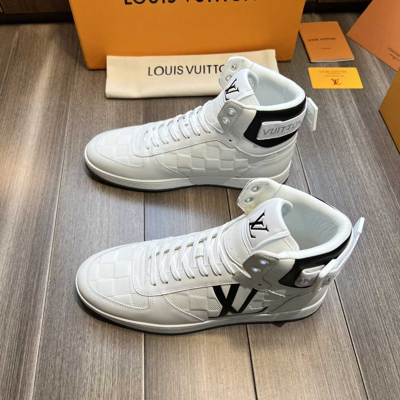 l**is V*t*n high-top sneakers white and black