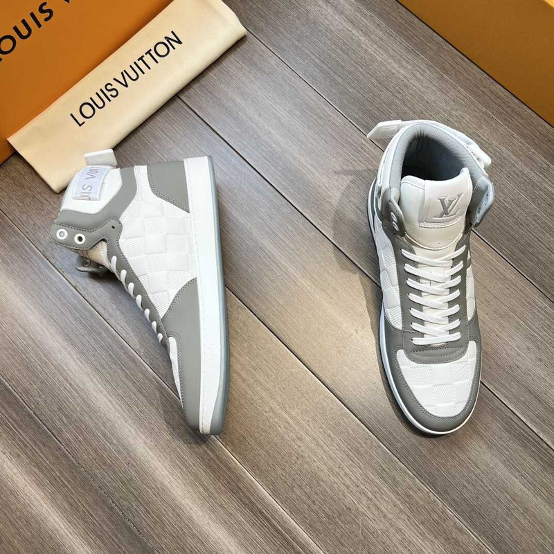 l**is V*t*n high-top sneakers gray