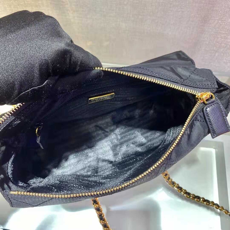 Pra*a vintage chain diamond hobo bag black