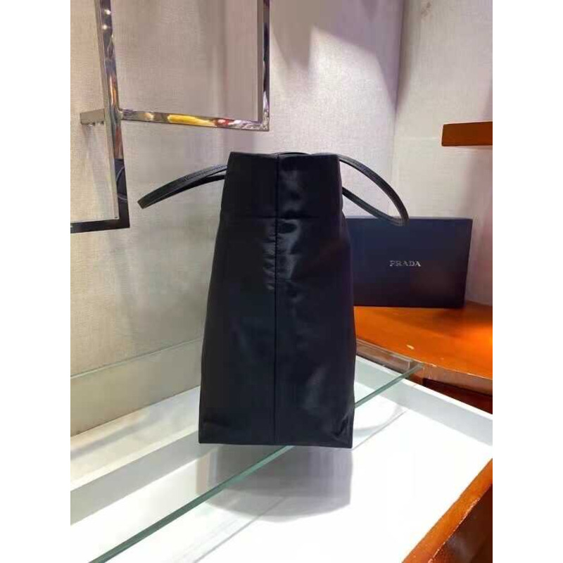 Pra*a re-nylon and saffiano leather tote bag black