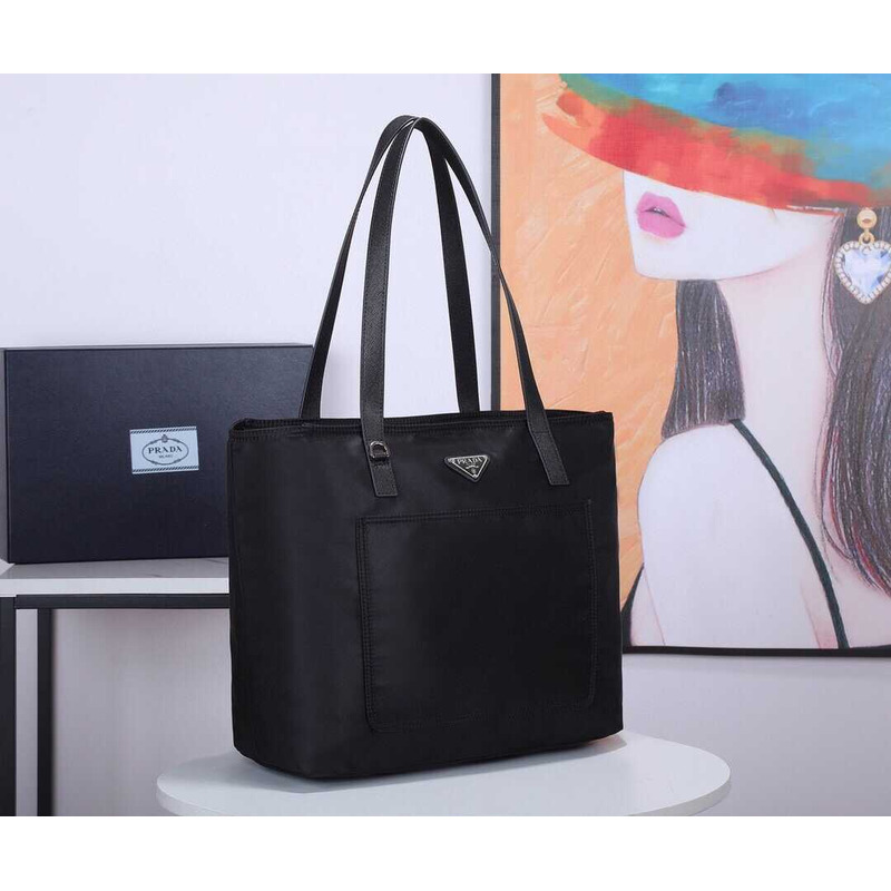 Pra*a recycled nylon tote bag black