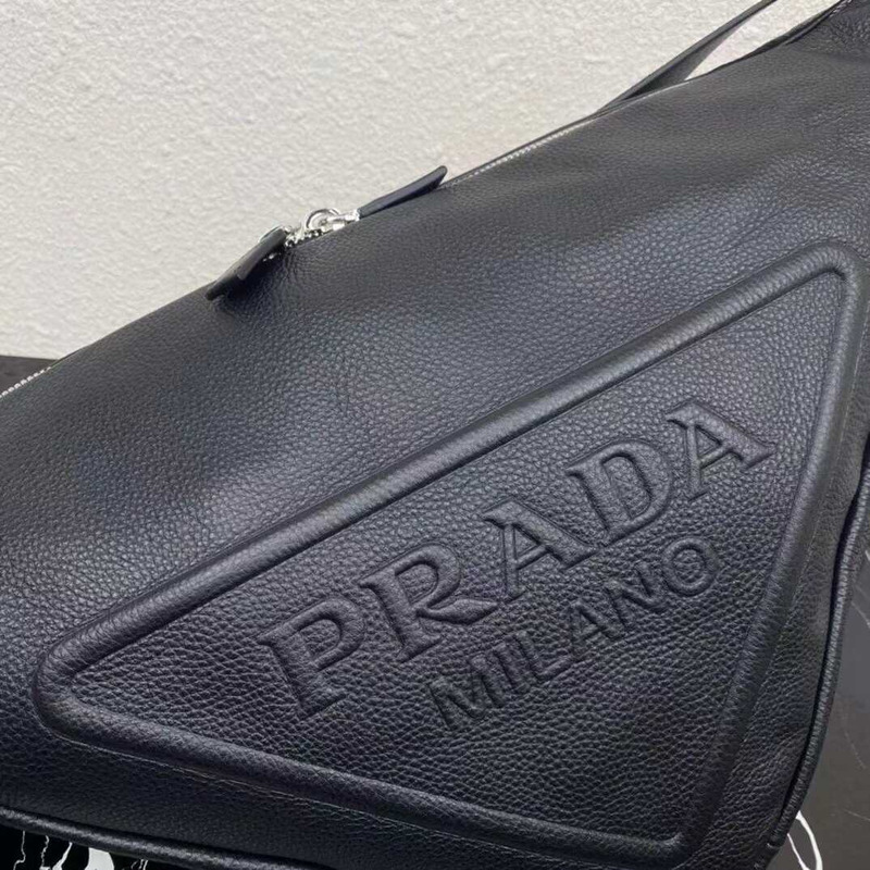 Pra*a pre-owned triangle logo embossed shoulder bag black