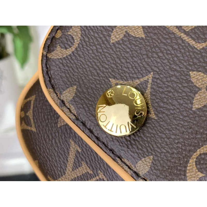 l**is V*t*n monogram mini lin canvas pochette cancun bag