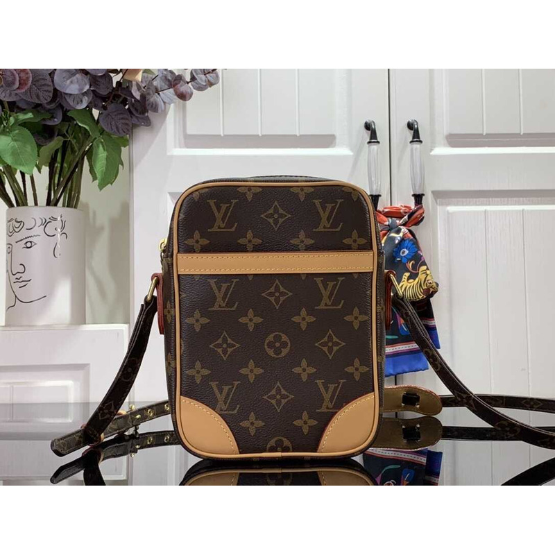 l**is V*t*n danube crossbody bag monogram