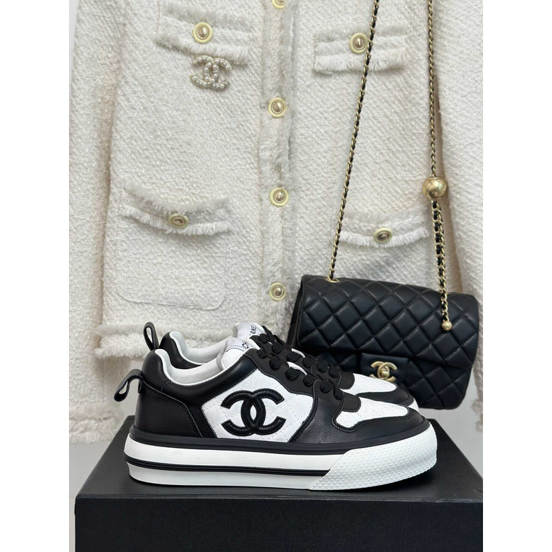 Ch*el sneakers low top black and white