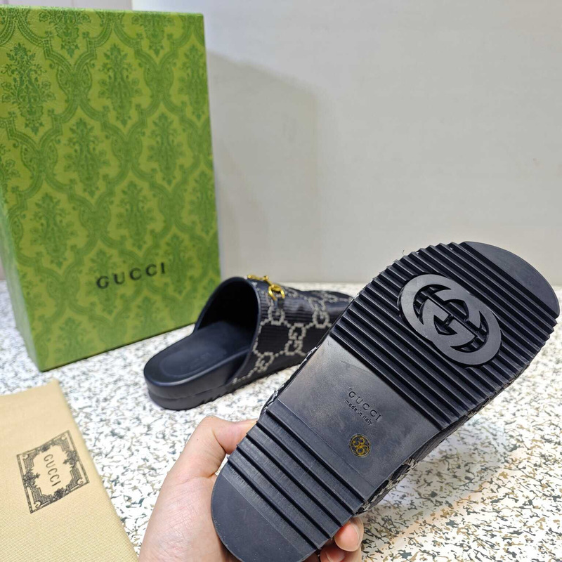 G*u*i maxi gg loafters black