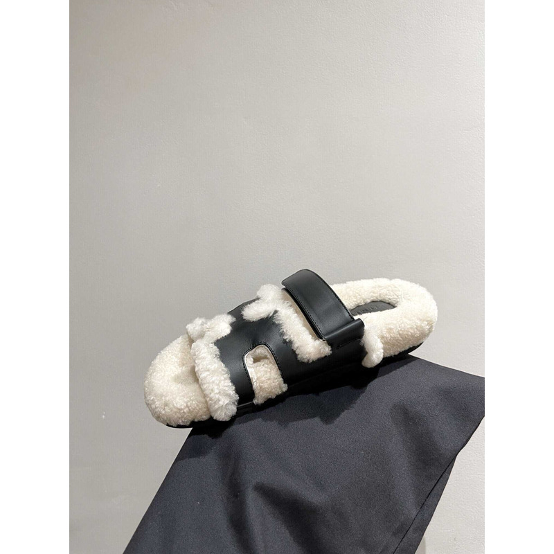 H**mes sandals with fur black and white