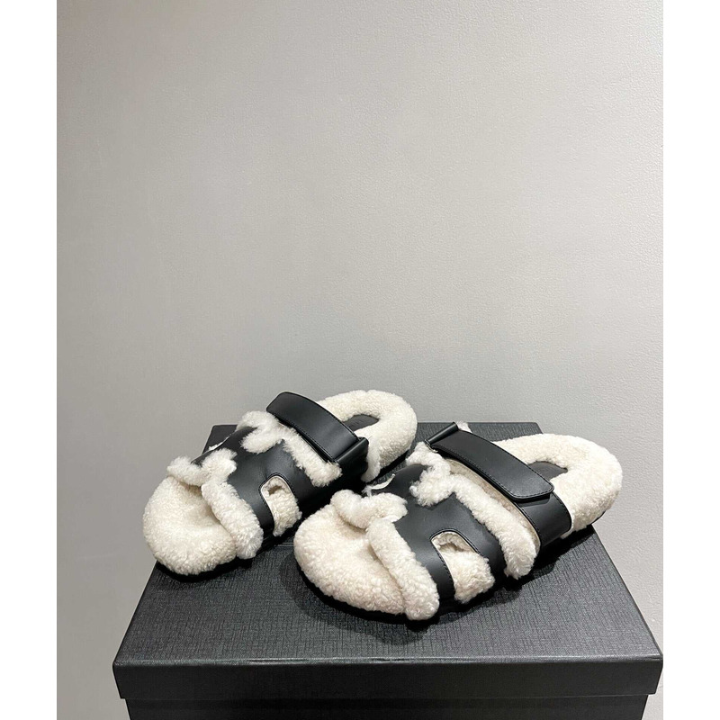 H**mes sandals with fur black and white