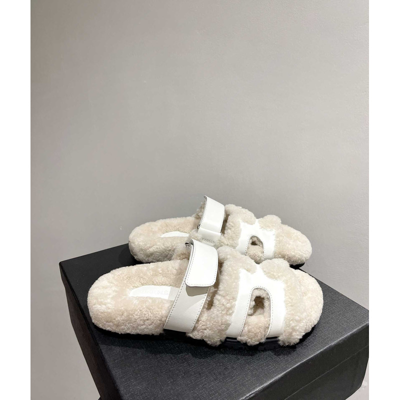 H**mes sandals with fur white