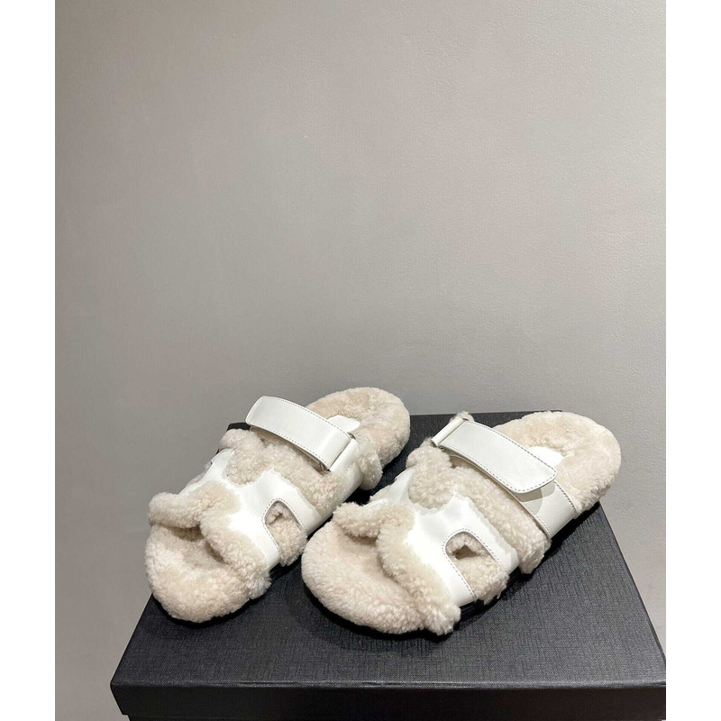 H**mes sandals with fur white