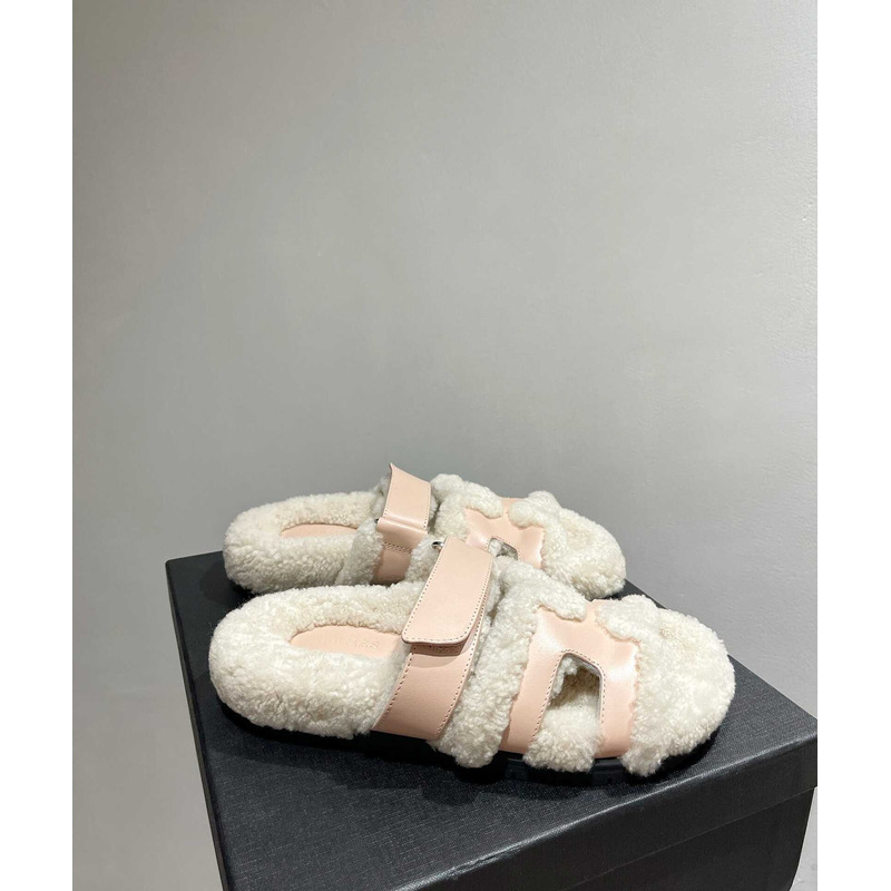 H**mes sandals with fur pink and white