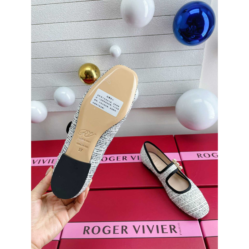 Roger Vivier Très Vivier Babies Ballet Flats White