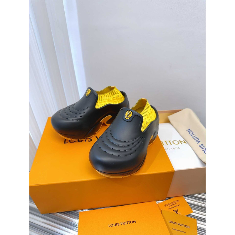 l**is V*t*n foam clogs yellow and black