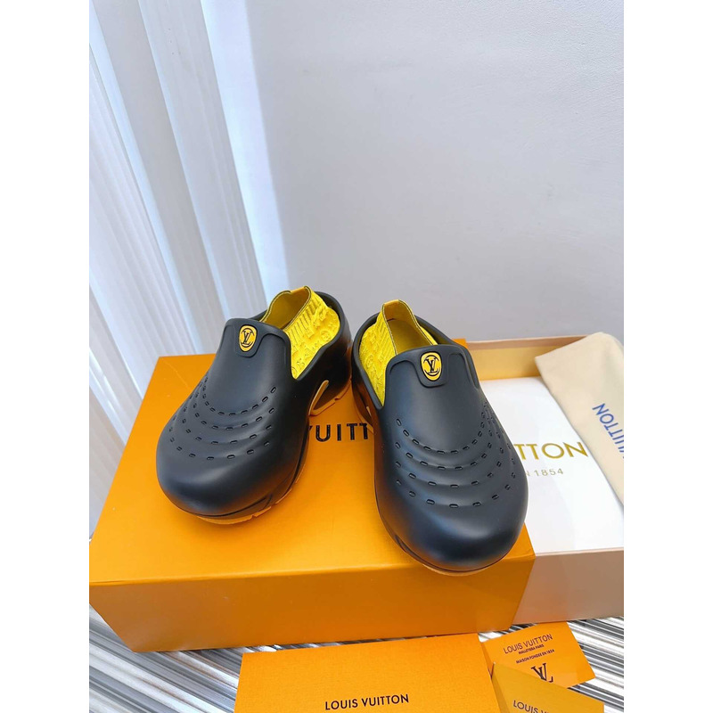 l**is V*t*n foam clogs yellow and black