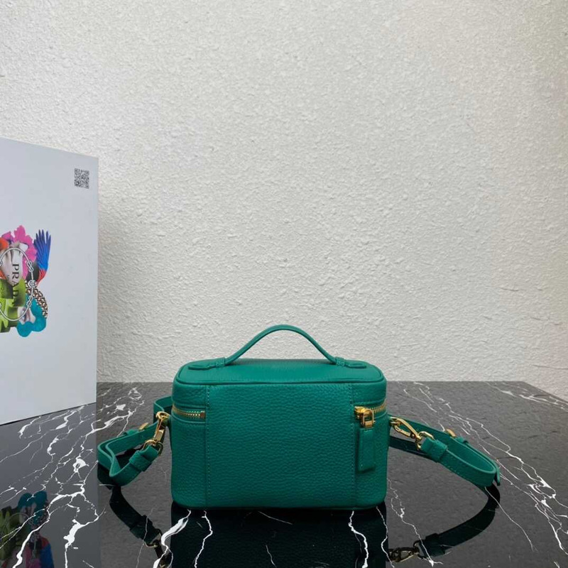 Pra*a re-edition 2005 shoulder bag nylon mint green